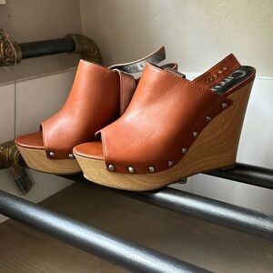 CIRCUS By Sam Edelman